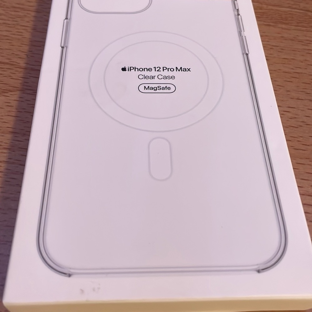 SEALED Apple iphone 12 PRO MAX clear magsafe case